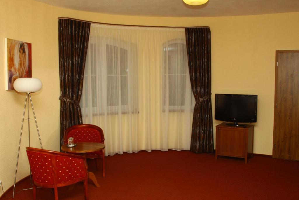 Villa Golf Szliács Kültér fotó