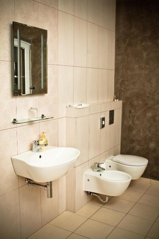 Villa Golf Szliács Kültér fotó